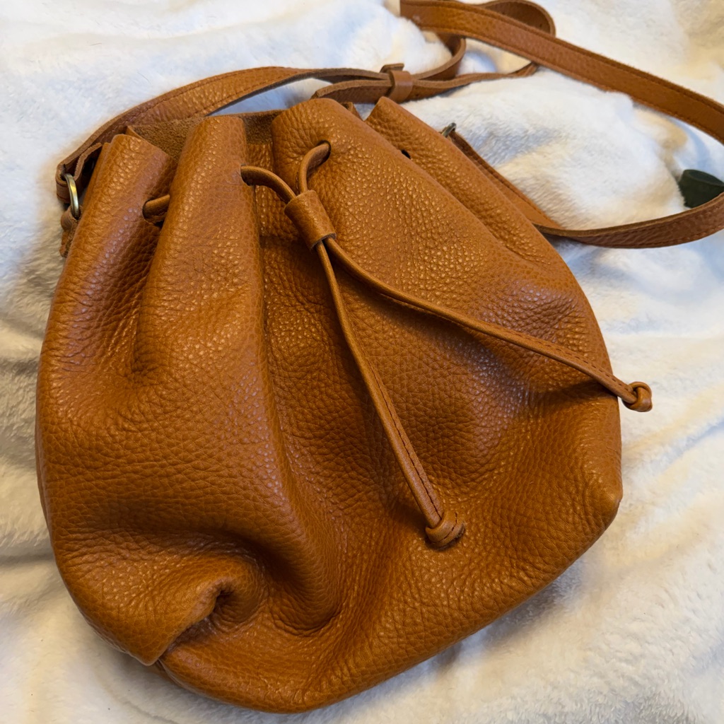 Portland Leather Dune Large Bucket Bag